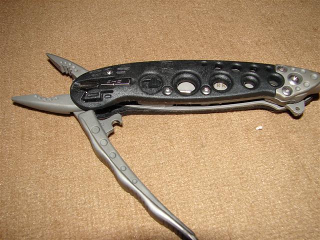 pliers open small